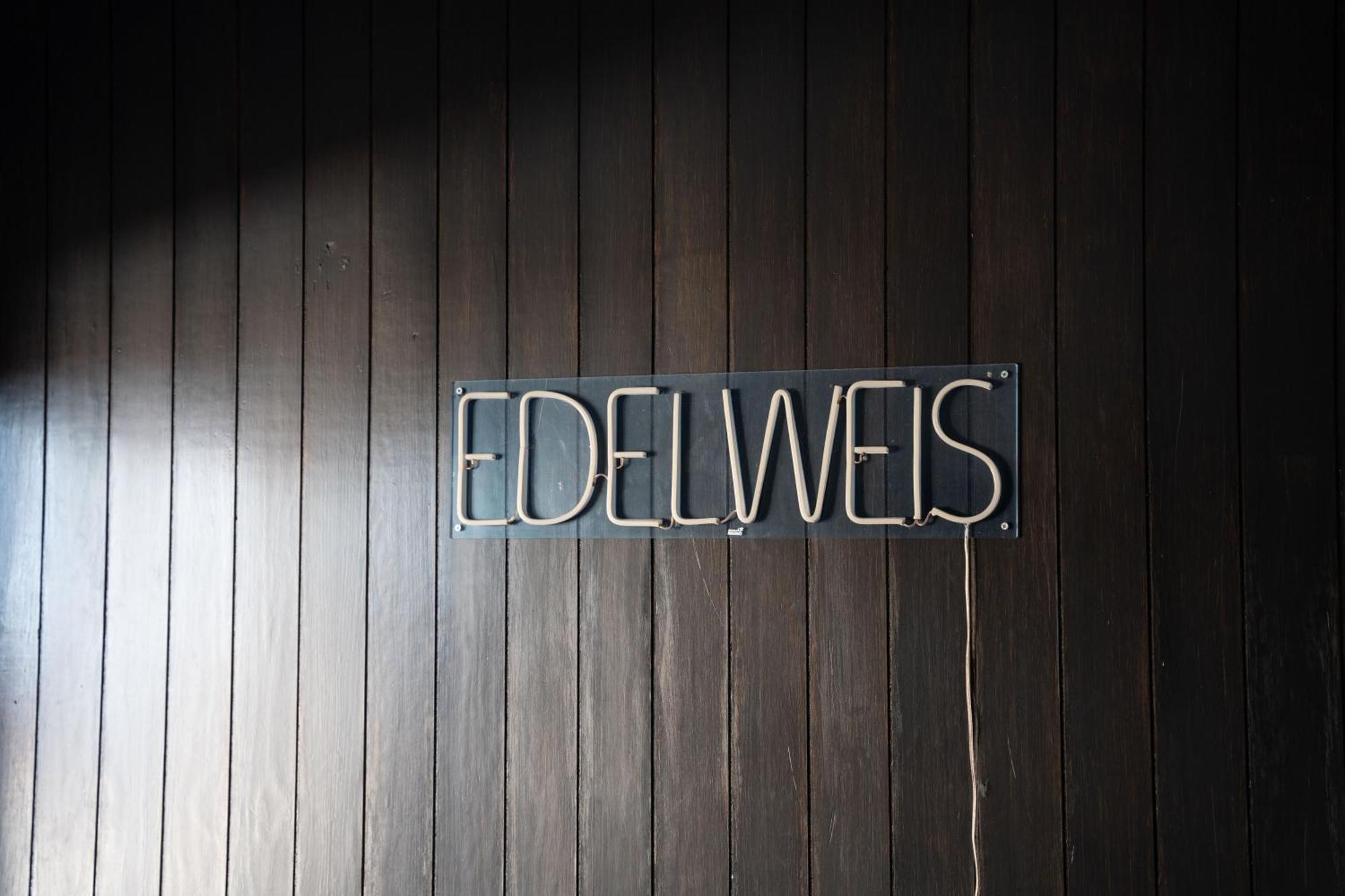 Edelweiss House - Parking Y Wifi Gratis Apartman Sierra Nevada Kültér fotó